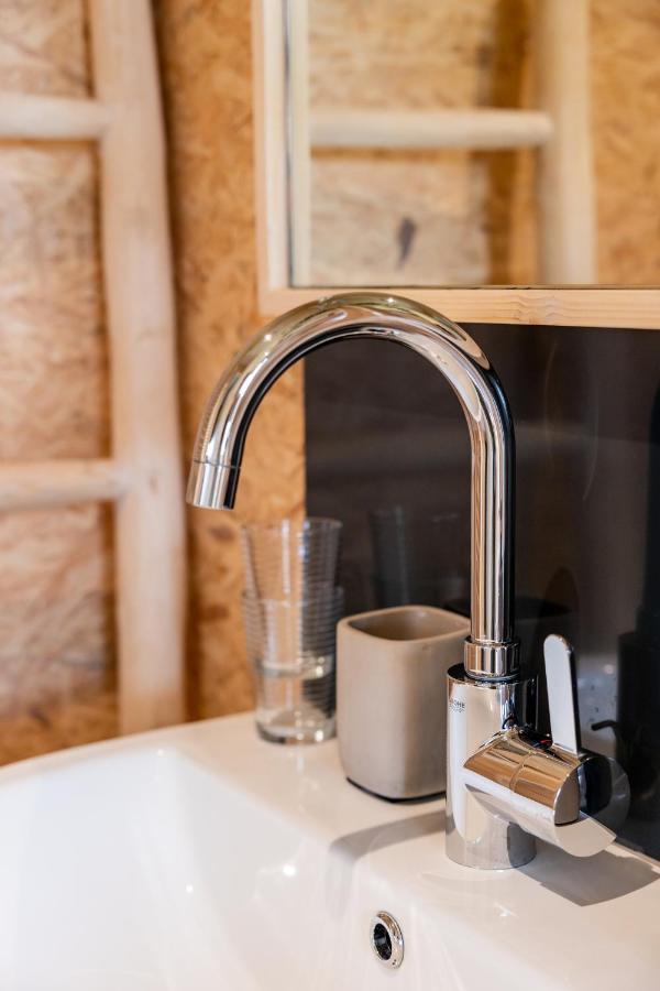 Bij De Genieterij Luxe Tiny Houses Koudum Екстериор снимка
